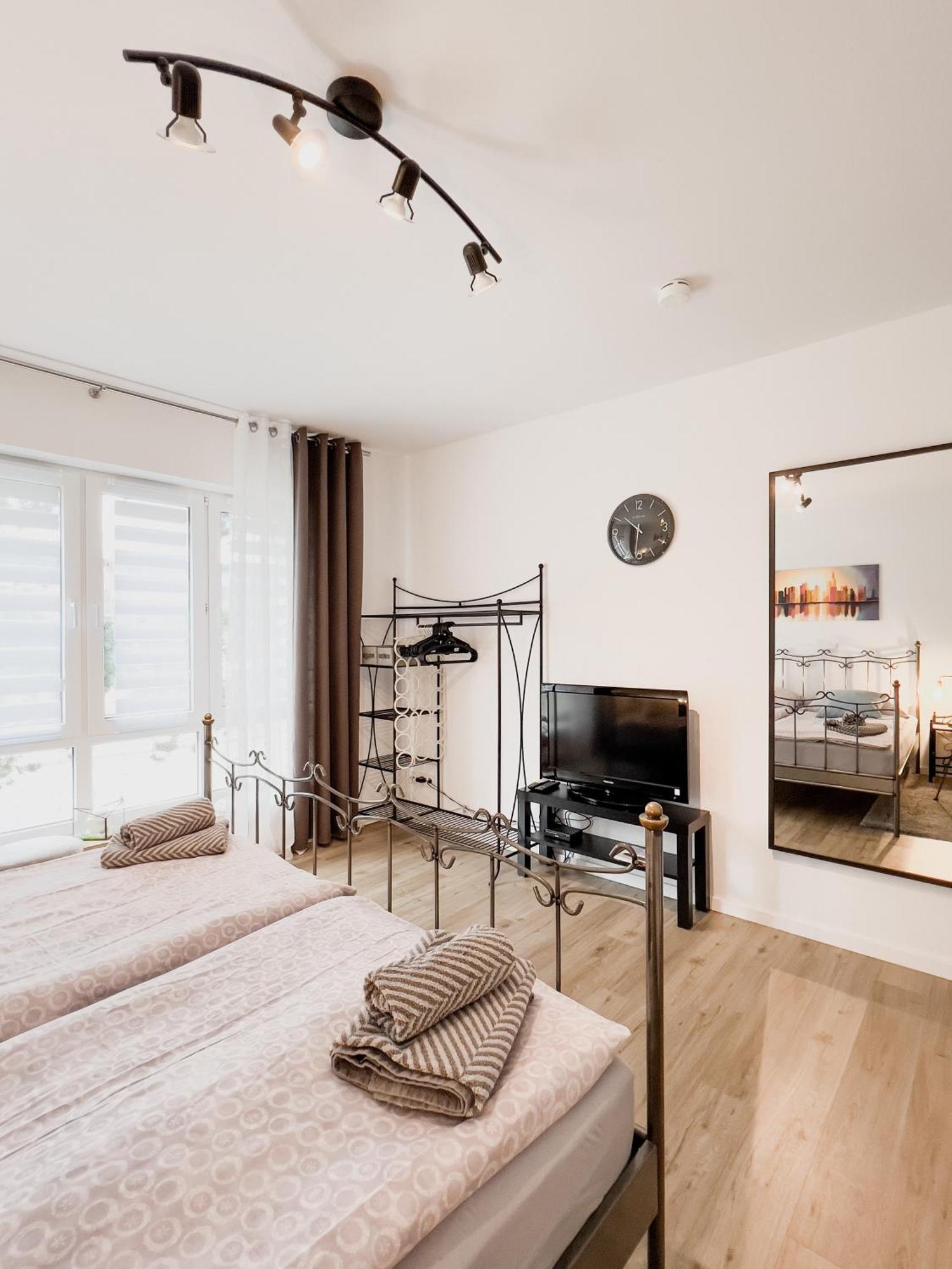 Schoene Helle & Gemuetliche Wohnung In Altstadtnaehe إرفورت الغرفة الصورة